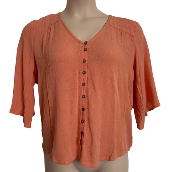 Olivaceous Button Up Peach 3/4 Sleeve Size Medium NWT Rayon V Neck - Picture 1 of 8
